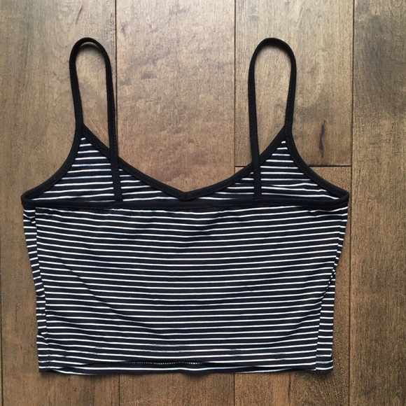 Shein black & white striped tank - Picture 2 of 4